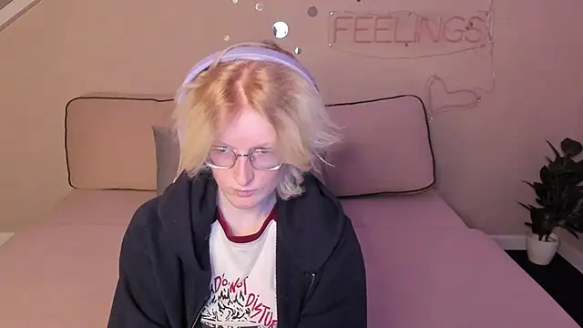 ElizabethHarpper online show from 09.10.25