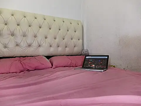 Rocket1978 online show from 11.01.25