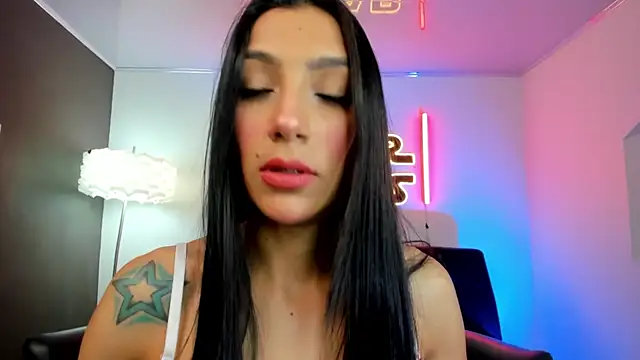 Snapshot of miss___evangeline chatting on 01.19.26 miss evangeline online show from 01.19.26