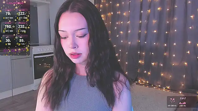 kittenrisha online show from 12.14.25