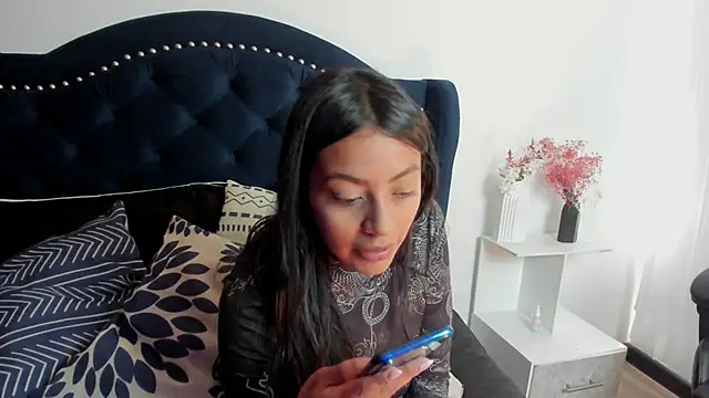 Xewa  online show from 02.05.25