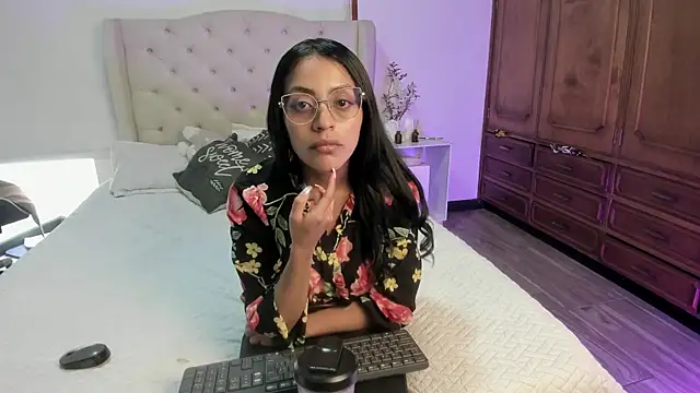 Xewa  online show from 10.27.25