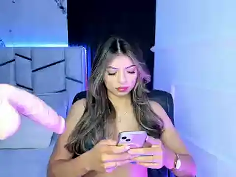 daniiphoeniixx online show from 02.07.25