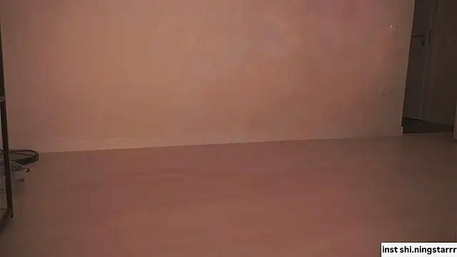 Snapshot of alittlestarrr chatting on 02.03.25 alittlestarrr online show from 02.03.25