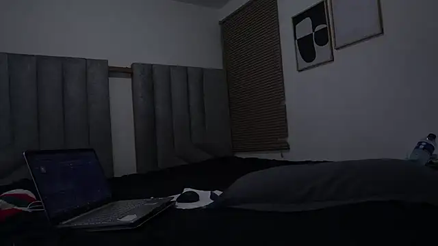 womantall99 online show from 04.01.26