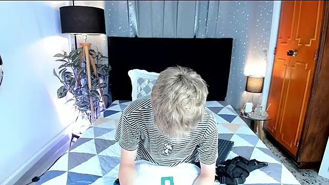 Snapshot of Brian-Ausslos chatting on 01.19.25 Brian-Ausslos online show from 01.19.25