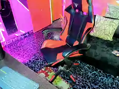 Adam Valenciia online show from 01.15.25