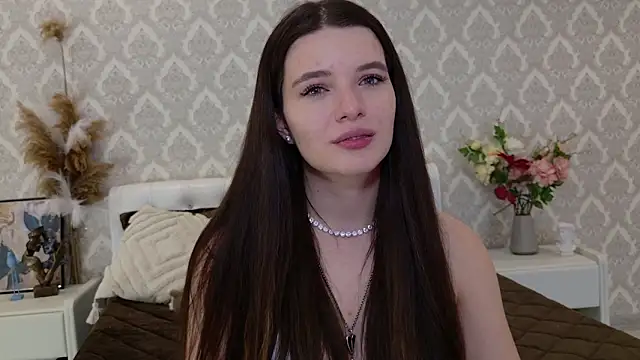 Nellie Medina online show from 01.18.25