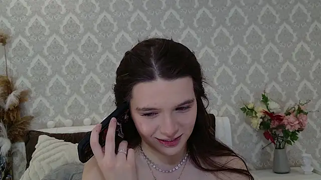 Nellie Medina online show from 03.03.25