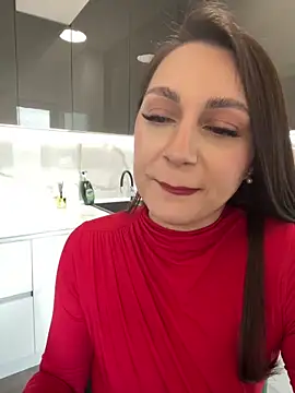 Snapshot of claraxjoyy chatting on 02.14.25 claraxjoyy online show from 02.14.25