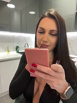 Snapshot of claraxjoyy chatting on 02.17.25 claraxjoyy online show from 02.17.25