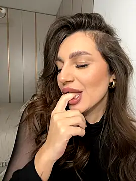 Snapshot of claraxjoyy chatting on 11.08.25 claraxjoyy online show from 11.08.25