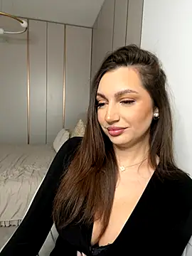 Snapshot of claraxjoyy chatting on 11.18.25 claraxjoyy online show from 11.18.25