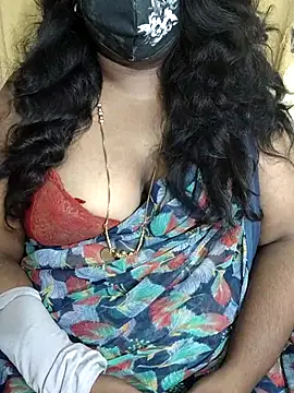 Snapshot of Rathi22 chatting on 10.30.25 Rathi22 online show from 10.30.25