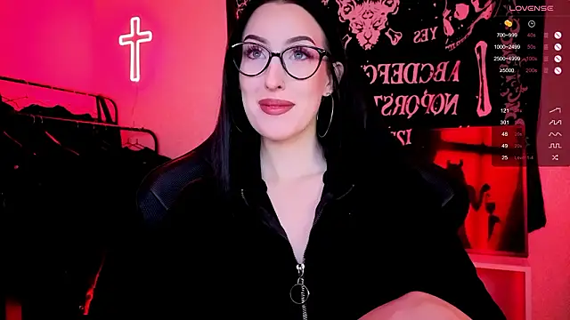 Miss Alice   online show from 02.05.26