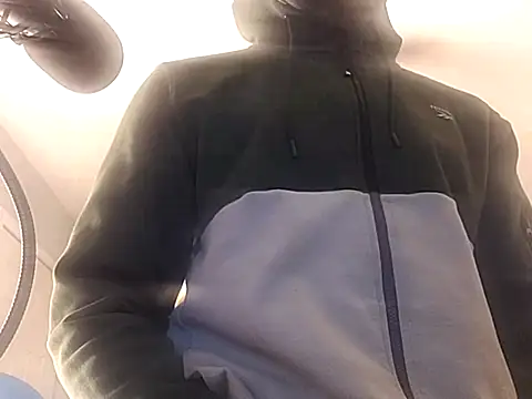 Snapshot of dominatingblacklove chatting on 02.20.25 dominatingblacklove online show from 02.20.25