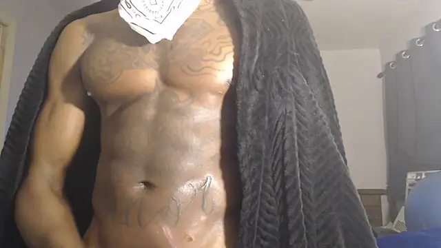 Snapshot of dominatingblacklove chatting on 03.01.25 dominatingblacklove online show from 03.01.25