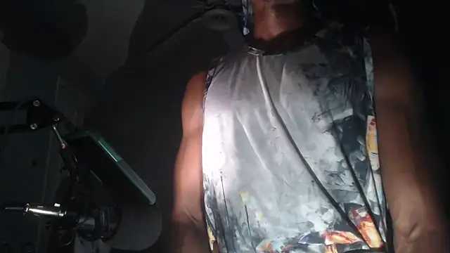 Snapshot of dominatingblacklove chatting on 03.14.25 dominatingblacklove online show from 03.14.25