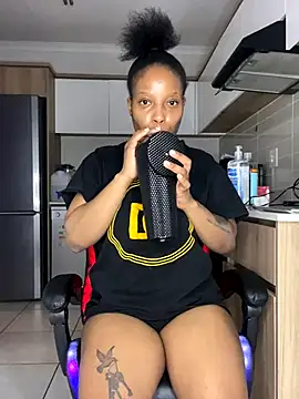 Thando04 online show from 09.09.25