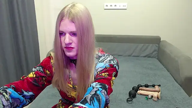 blaire  18 online show from 02.25.25