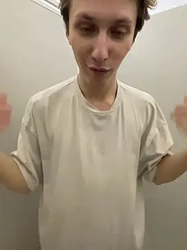 Snapshot of Adrian_Di chatting on 12.30.24 Adrian Di online show from 12.30.24