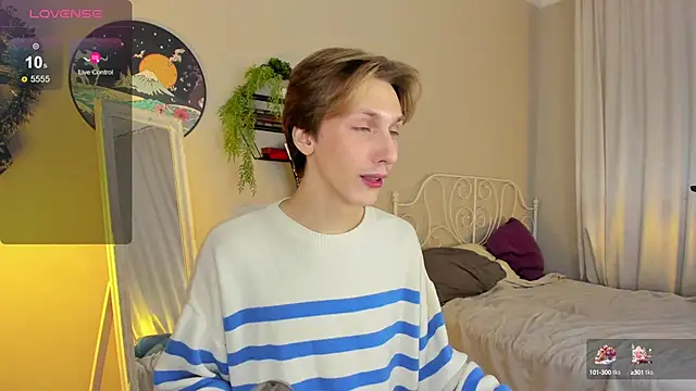 Snapshot of Adrian_Di chatting on 01.02.25 Adrian Di online show from 01.02.25