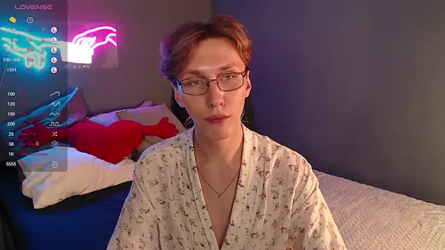 Snapshot of Adrian_Di chatting on 01.24.25 Adrian Di online show from 01.24.25