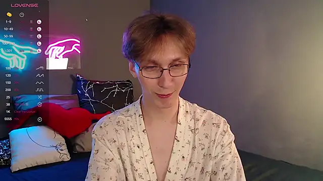 Snapshot of Adrian_Di chatting on 01.31.25 Adrian Di online show from 01.31.25