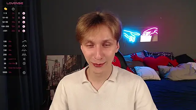 Snapshot of Adrian_Di chatting on 02.01.25 Adrian Di online show from 02.01.25