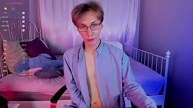 Snapshot of Adrian_Di chatting on 02.03.25 Adrian Di online show from 02.03.25