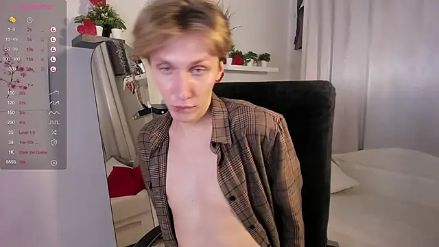 Snapshot of Adrian_Di chatting on 02.23.25 Adrian Di online show from 02.23.25