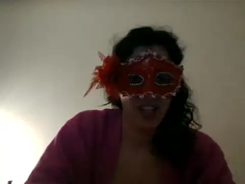 Snapshot of couple-tuga chatting on 02.26.25 couple-tuga online show from 02.26.25