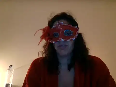 Snapshot of couple-tuga chatting on 10.31.25 couple-tuga online show from 10.31.25