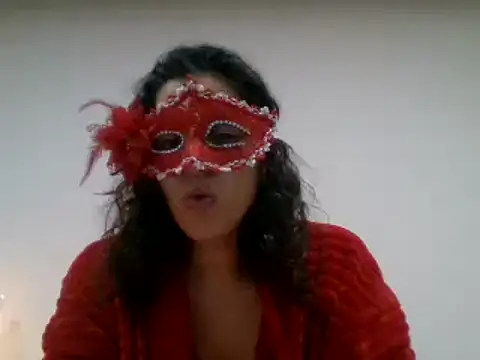 Snapshot of couple-tuga chatting on 11.29.25 couple-tuga online show from 11.29.25