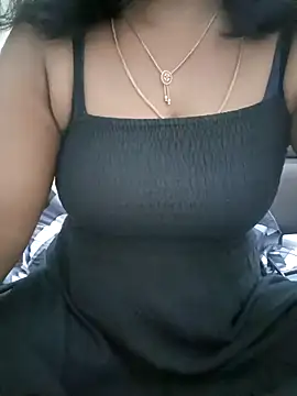 Snapshot of Tamil_Vishalini chatting on 09.18.25 Tamil Vishalini online show from 09.18.25