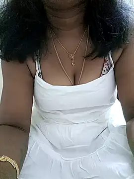 Snapshot of Tamil_Vishalini chatting on 10.10.25 Tamil Vishalini online show from 10.10.25