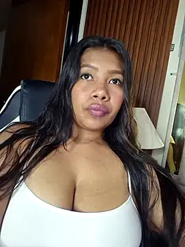 PaulaOrtiz 1 online show from 12.14.25