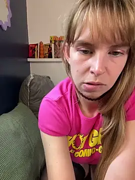 Snapshot of thigh_hi chatting on 01.11.25 thigh hi online show from 01.11.25