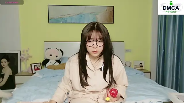 Chenjing0 online show from 03.22.25