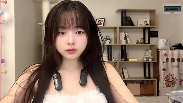 Chenjing0 online show from 10.17.25