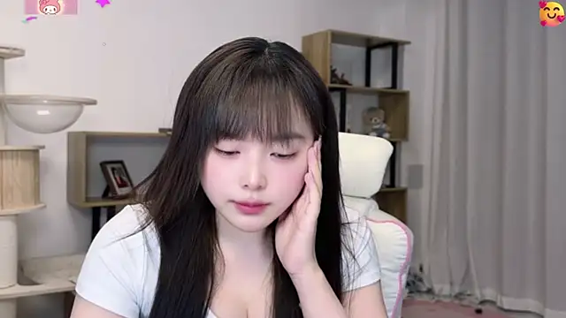 Snapshot of Chenjing0 chatting on 06.08.26 Chenjing0 online show from 06.08.26