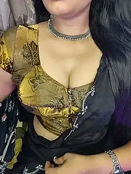 Snapshot of Hot__sallie chatting on 06.04.26 Hot sallie online show from 06.04.26