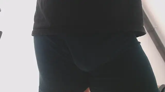 Snapshot of calypsohot chatting on 02.24.26 calypsohot online show from 02.24.26