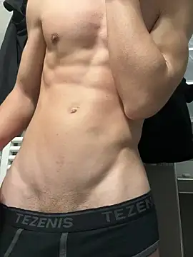 EmanuelMCL online show from 01.06.25