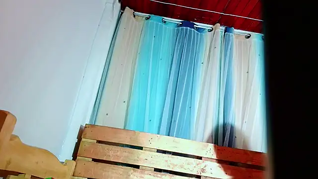 lana reverse online show from 01.05.25