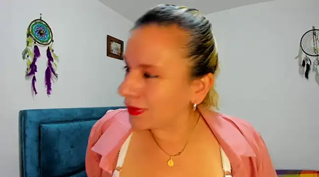 sofi saliva2511 online show from 02.26.25