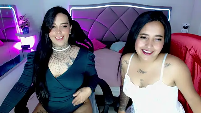 Carolaine01 online show from 12.20.25