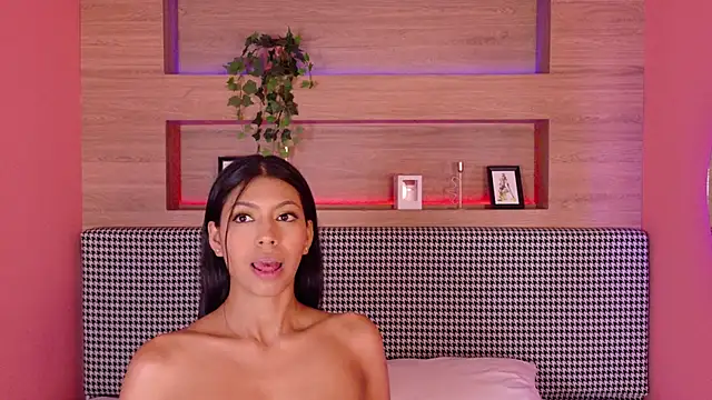 Snapshot of AbieHills chatting on 01.11.25 AbieHills online show from 01.11.25