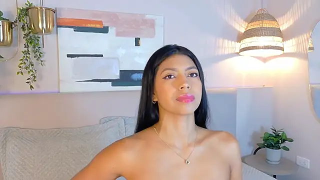 Snapshot of AbieHills chatting on 11.20.25 AbieHills online show from 11.20.25