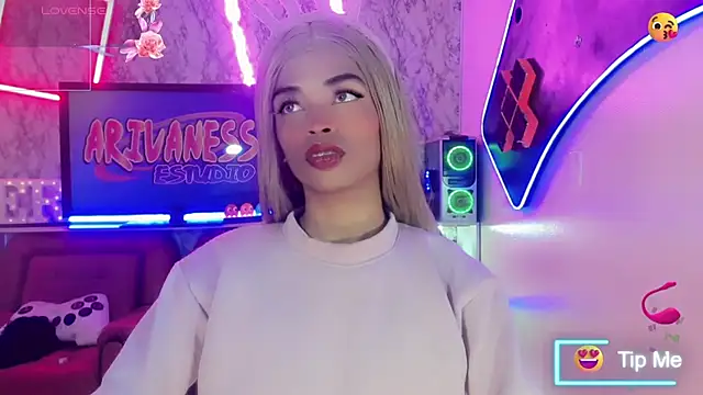 Snapshot of Gisele_fox chatting on 02.25.25 Gisele fox online show from 02.25.25